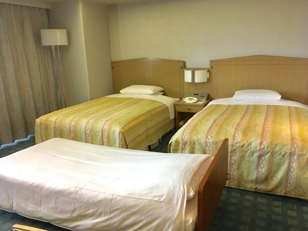 Hotel Heritage Hanno Bagian luar foto