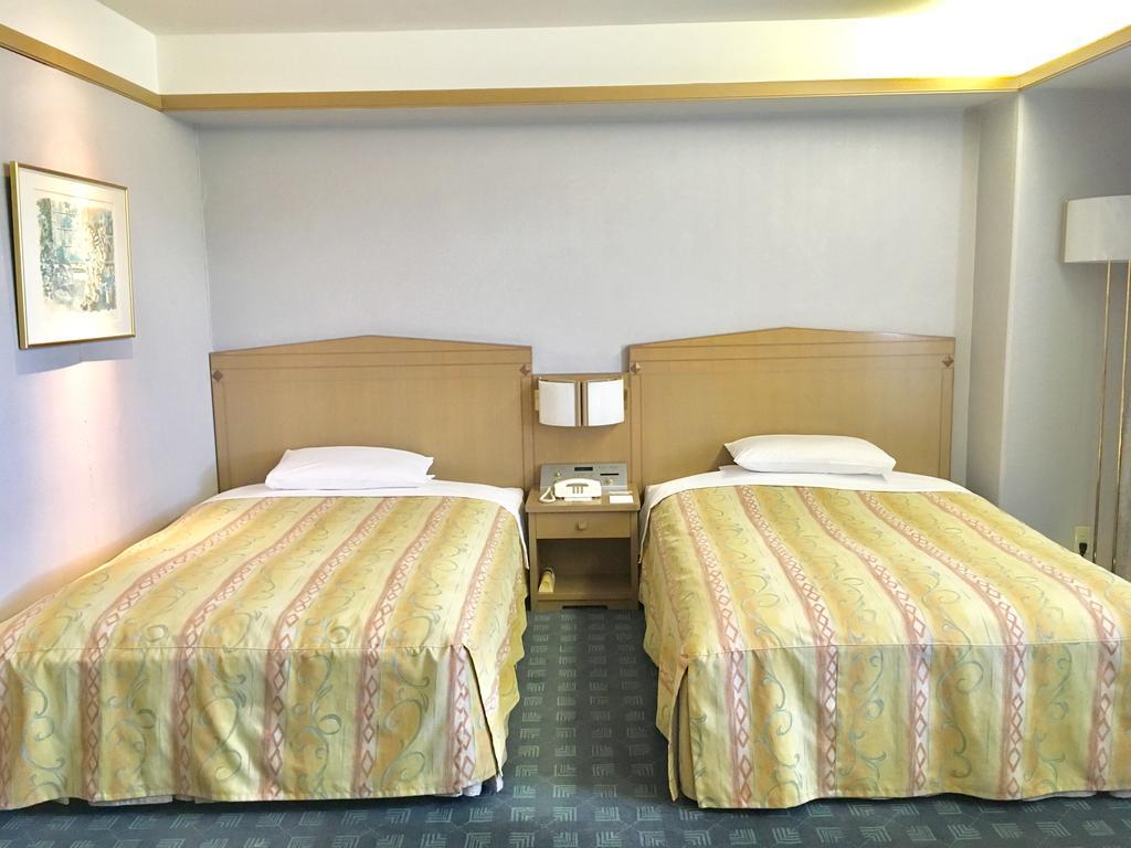 Hotel Heritage Hanno Bagian luar foto