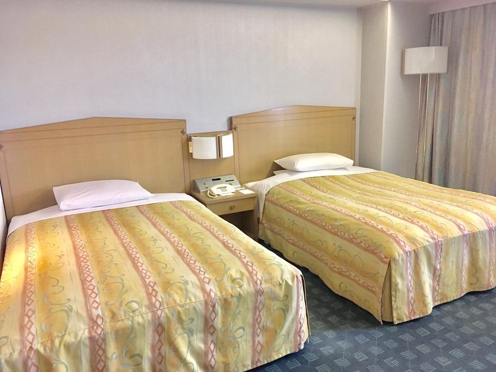 Hotel Heritage Hanno Bagian luar foto