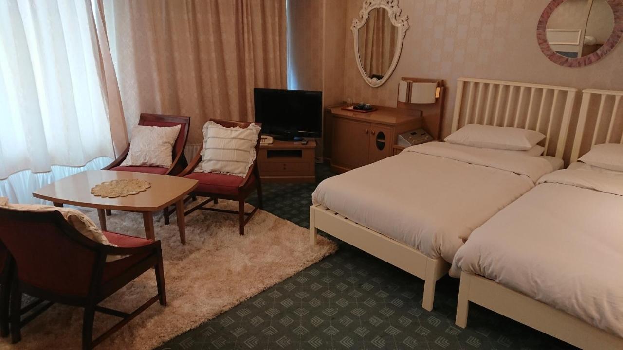 Hotel Heritage Hanno Bagian luar foto