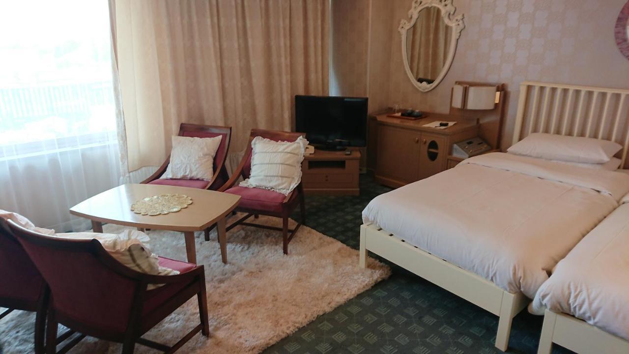 Hotel Heritage Hanno Bagian luar foto